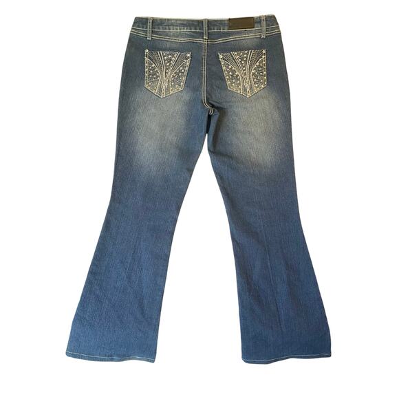 Twentyone Black By Rue21 Women Flared Jeans size 9/10R Blue Mid Rise Stretch - Picture 11 of 11